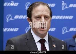 Chris Raymond's Instagram, Twitter & Facebook