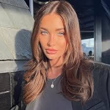 Lillie Grace's Instagram, Twitter & Facebook