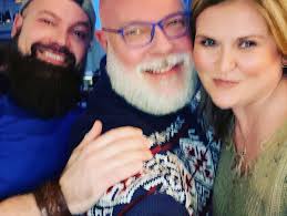 Making new friends shouldn't mean losing old ones. Ended December catching  up with some of the best people.🤍