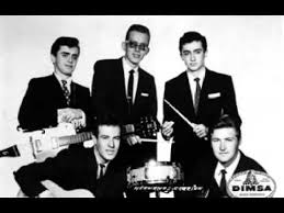 Los Hermanos Carrion Blue Moon Luna Azul Youtube Los Hermanos Blue Moon Music Songs