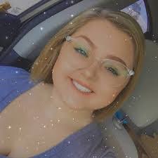 Macy Collier's Instagram, Twitter & Facebook