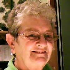 Man helps driver after deer collision