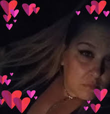 Is a scavenger hunt in Elyria a good idea?