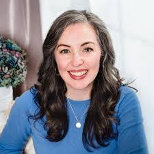 Darcie Daniels's Instagram, Twitter & Facebook