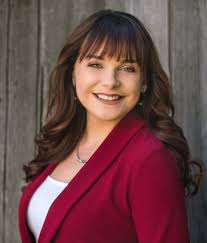 🐎 Meet Kirsten Vold, a true rodeo legend and a familiar face behind the  bucking chutes at the #ColoradoStateFair. Kirsten's family has been  supplying top-tier bulls and broncs to our rodeo for