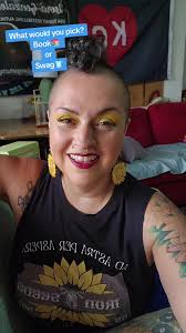 #HEAguaranteed #books #curvyFMC #booktok #bookworm #kansas  #reverseharemreads #reverseharembooks