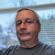 How does the Hermes Lite 2 receiver perform compared to other radios?