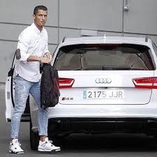 Arthur zwane off to ireland for coaching course kaizer chiefs reserves' coach arthur zwane has kaizer jnr, ace khuse, arthur zwane and shaun bartlett are taking us back into time as they reveal. Pin By Samuel Arthur On Cristiano Ronaldo Fashion Photos Cristano Ronaldo Ronaldo Cristiano Ronaldo 7