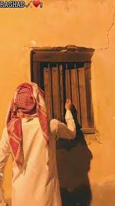 صـورتـك ذكرى علـى الرف الحزين video in 2021 photography inspiration portrait disney characters wallpaper cute friend pictures