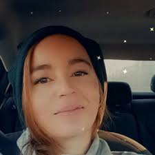 Danielle Loomis (@danielleloomis17)