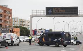 ximo puig confirma la desescalada de las restricciones en valencia a partir del 1 de marzo de esta forma, desde el 1 de marzo los establecimientos de hostelería podrán reabrir las terrazas, hasta las seis de la tarde como máximo. Restricciones En Valencia El Consell Mantendra Manana La Prorroga De Las Restricciones Hasta El 1 De Marzo Las Provincias