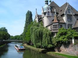 Lycee International Des Pontonnierslycee International Des Pontonniers Facades Toiture Murs Et Grilles Lycee International Monuments Historiques Strasbourg