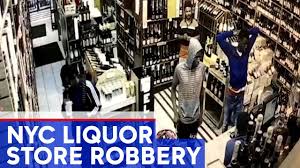 Worker Hit With Bottle At Nyc Liquor Store Youtube