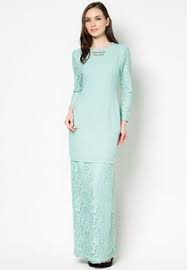 Untuk tahun sekarang pun baju kaftan masih menjadi idola dikalangan wanita muslimah. 38 Hari Raya Fashion Ideas Fashion Dresses Nikah Dress