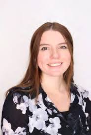 Courtney Bouchard's Instagram, Twitter & Facebook