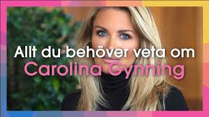 Carolina Gynning hyllas efter amningsbilden med dottern