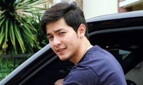 Sino ang ina-eye ni Alden?-Balita