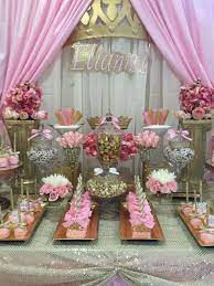 Cha De Bebe Princesa Charme E Delicadeza Para A Comemoracao Baby Shower Princess Baby Shower Decorations Baby Shower