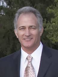 10 Hairy Legs kicks off Kaatsbaan season of dance