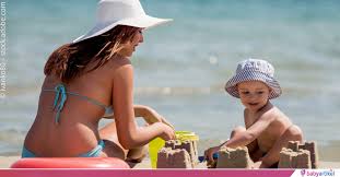 Wir lieben es, zu hause alle drei nackt zu sein! 25 Tipps Fur Einen Besseren Strand Tag Mit Kindern Plus Packliste Babyartikel De