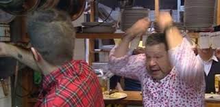 Alberto chicote y su equipo de 'pesadilla en la cocina' se trasladó a gijón en la última entrega del programa, para intentar remontar un negocio familiar que estaba a punto de hundirse. Un Participante De Pesadilla En La Cocina Denuncia A Alberto Chicote Por Vejaciones