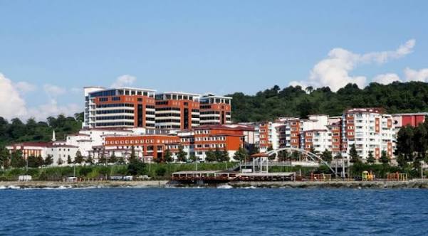 Recep Tayyip Erdoğan Üniversitesi ve Öğrenci Yaşamı Hakkında Bilgiler |  Yurtlar Burada
