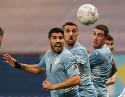 Argentina retained their slender advantage despite playing the entire second period a man down following the dismissal of juventus forward. Early Header Secures 1 0 Win For Argentina Against Uruguay Reuters