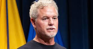 Eric Dane Shares Emotional Update On His ALS: 'I Have No Reason To Be In A  Good Spirit'  https://www.huffpost.com/entry/eric-dane-als-update_n_69307082e4b02cf3b175b267?ncid_tag=fcbklnkushpmg00000024&utm_medium=Social&utm_source=Facebook&utm_campaign  ...