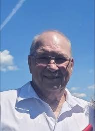 Susan Guptill's Instagram, Twitter & Facebook