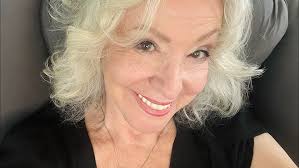 Icicle boutique LIVE