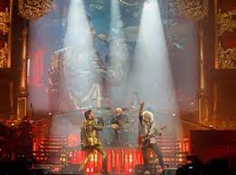  15/05/2021  brian may revela los dolorosos últimos días de freddie mercury curiosidades. Queen Adam Lambert Tickets 2021 22 Tour Concert Dates Ticketmaster Uk