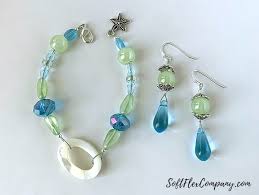 Jewelry Making Kits For Beginner And Advanced Designers How To Find Your Passion For Beading In 2020 Jewelry Making Jewelry Design Jewelry Making Kits