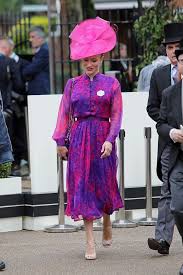 From Royals To Fashion Editors Here Are Our Favourite Ascot Outfits Womens Purple Dresses Ascot Outfits Race Day Fashion I break it down into steps, from assessing what clothes you already wear the most in your wardrobe, to finding aesthetic inspiration, building a moodboard, and tips for going shopping and styling outfits.