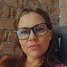 Amanda Tuggle's Instagram, Twitter & Facebook