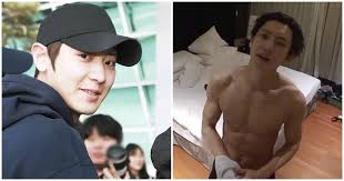 Check spelling or type a new query. Exo Ls Are Feeling Attacked After Chanyeol Revealed His Glorious Abs On Camera Koreaboo
