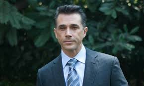 El también cantante estuvo tres años como diputado federal por el distrito 6 … seguir leyendo. Sergio Mayer Respondio A Las Escenas Intimas De Erika Camil Y Luis Miguel