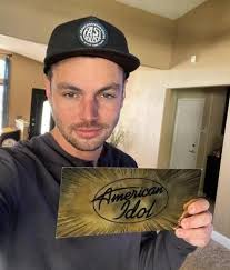 Chayce beckham was crowned the winner of american idol season 19, the fourth season to air on abc. Is Chayce Beckham Dating Hot Girlfriend Net Worth Vergewiki