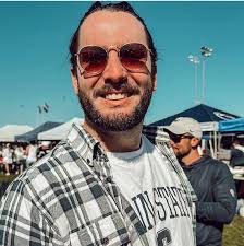 Jacob Hoak's Instagram, Twitter & Facebook