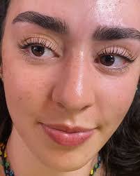 Donna Lash's Instagram, Twitter & Facebook