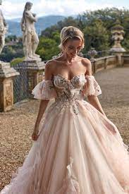 Daarom behandelen wij uw gegevens strikt vertrouwelijk! Abiti Da Sposa A Verona Romantici In Pizzo A Sirena E Tanti Altri