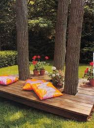 This Would Be Great With A Hammock I Think I Would Pass On The Pillows Though Gartenbank Selber Bauen Selber Bauen Garten Garten Ideen