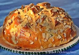 Fluffiger Osterfladen Lebensmittel Essen Thermomix Backen Hefezopf Backen