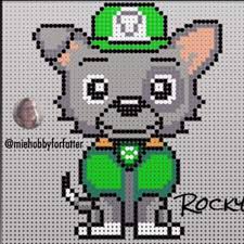 Paw patrol est une série animée amusante sur une équipe de chiots et un garçon de ryder. Paw Patrol Rocky Tricot Et Crochet Grille Point De Croix Paw Patrol Rocky