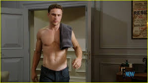 William Moseley Goes Shirtless, Bares Hot Bod on The Royals: Photo  3538588 | Shirtless, The Royals, William Moseley Photos | Just Jared:  Entertainment News