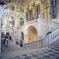 Eremitage sankt petersburg — winterpalast und alexandersäule, august 2003 die im herzen der stadt sankt petersburg an der newa gelegene eremitage (russisch эрмитаж, ermitaʒ) ist heute. Eremitage Sankt Petersburg Wikipedia