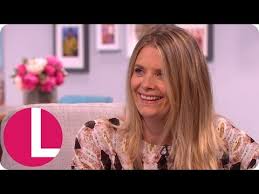 In wednesday's child, banks and his team Dci Banks Actress Andrea Lowe Bio Partner Terry Betts Baby Parents Height