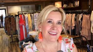 Consumers — bring back the headphone jack, better battery