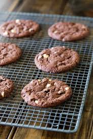 These Subway Style Chocolate Chip Cookies Are Super Chocolaty Super Ri Double Chocolate Chip Cookie Recipe Cholate Chip Cookies Cookies Recipes Chocolate Chip