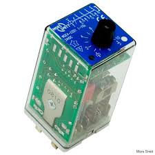 Repeat cycle (when a voltage is applied the relay contacts change state and the timer starts). Wde4 U300 Relay Timer One Shot Ac Input 4 Pole Ri Tech S R O