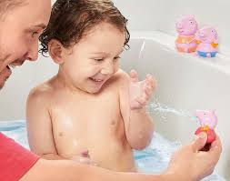 TOMY PEPPA PIG SQUIRTERS 3 PACK MUMMY PIG, PEPPA AND GEORGE